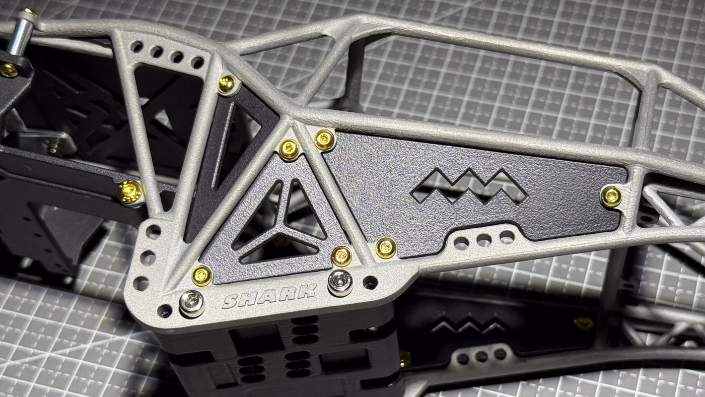 shark 110 titanium tube cage lcg performance crawler (7)